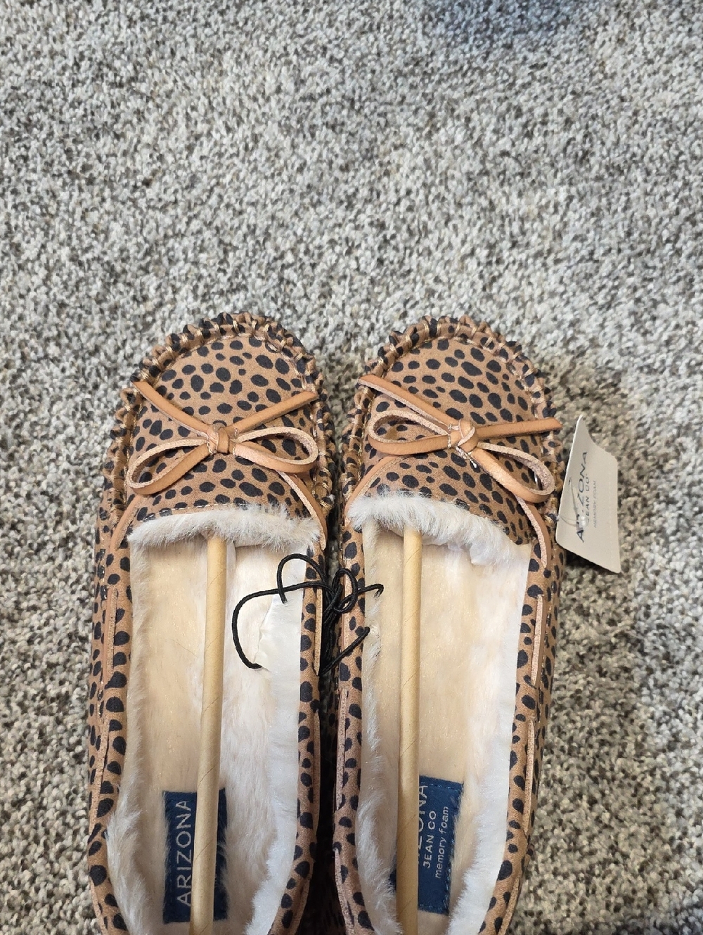 Arizona Jean Company Tan and Black Leopard Print Faux Fur Moccasins